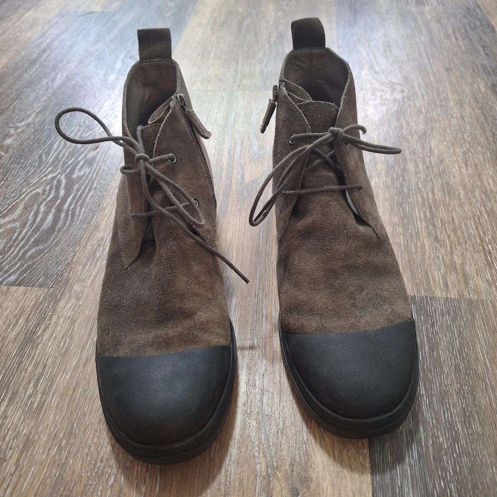 Eileen Fisher Reese Waterproof Suede Bootie In Mushroom Brown/ Gray, Sz 10